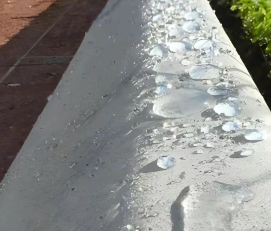 衡东硅烷浸渍涂料在混凝土保护中的应用