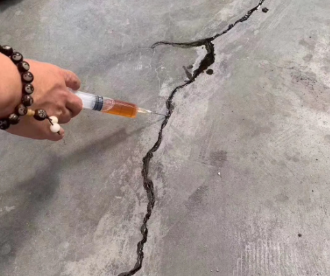 衡东混凝土裂缝修补技术详解​